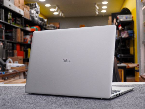 laptop Dell 16 DC16251 Core 5-120U / 8GB / 512GB SSD / 16Inch FHD/ TOUCHSCREEN W 11 / SILVER (NK)